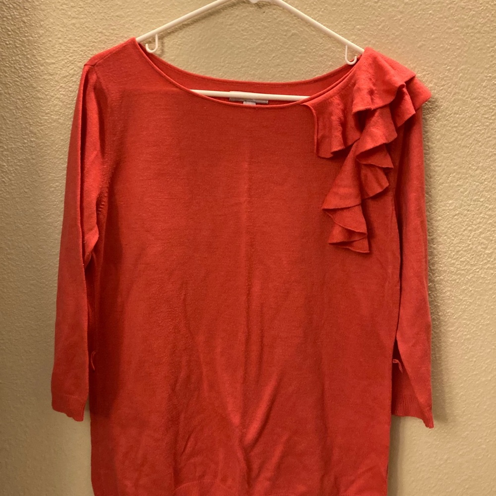 Three quarter sleeve sweater